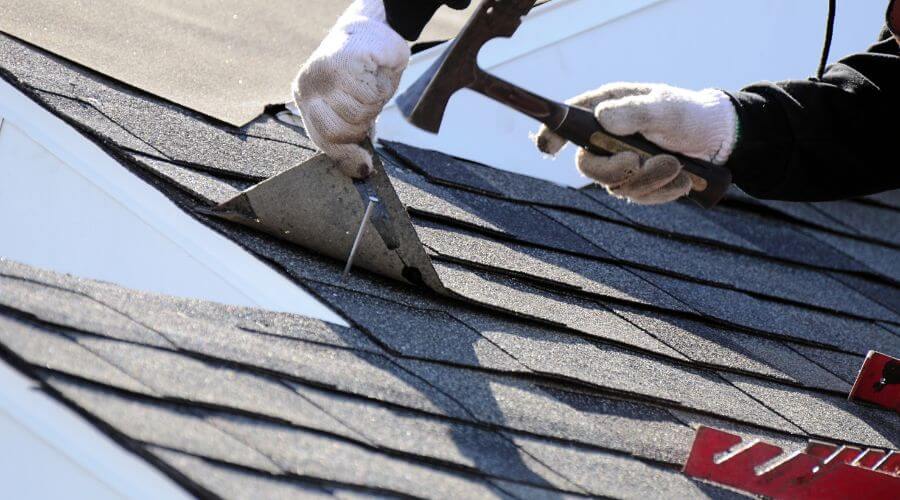 Expert Emergency Roof Repairs services in Royal Center, IN